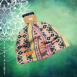 TURTLEFUR super cute ladies cap feathers print jewel tones